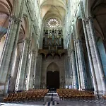 Le Quai Amiénois - Nid Douillet Moderne Face à La Cathédrale * Amiens