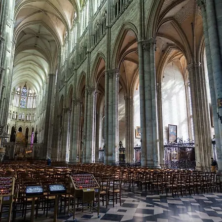 Апартаменты Le Quai Amienois - Nid Douillet Moderne Face A La Cathedrale *